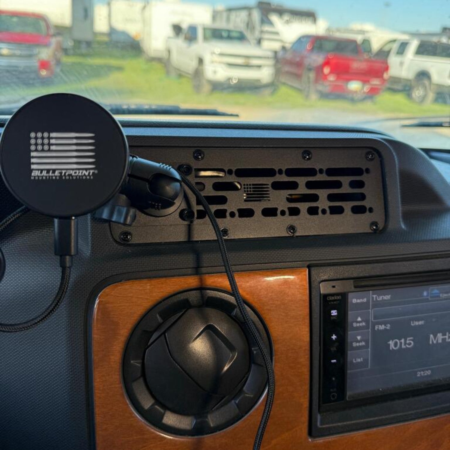 RubiGrid® 2009+ Ford E-Series Multi-Device Metal Dash Mount Phone Holder
