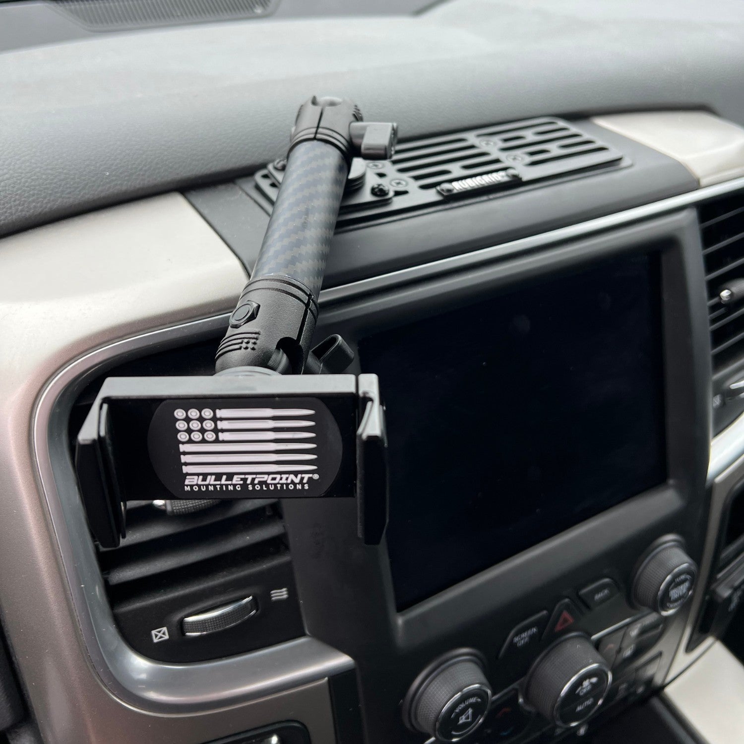 RubiGrid® 2013-2018 RAM Truck & 2019-2024 RAM 1500 Classic Phone Holder Multi-Device Dash Mount